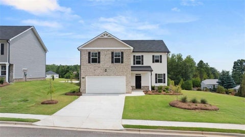 Homes For Sale - 100 White Spruce Way<br/> Newnan, GA 30265