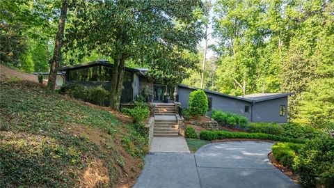 Photo of 3770 Paces Ferry Road NW, Atlanta, GA 30327 (MLS # 7743720)