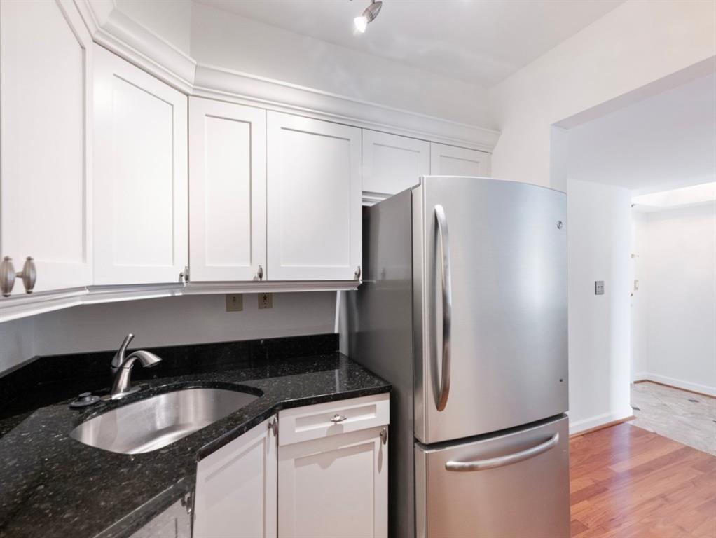 2870 Pharr Court South NW 1405