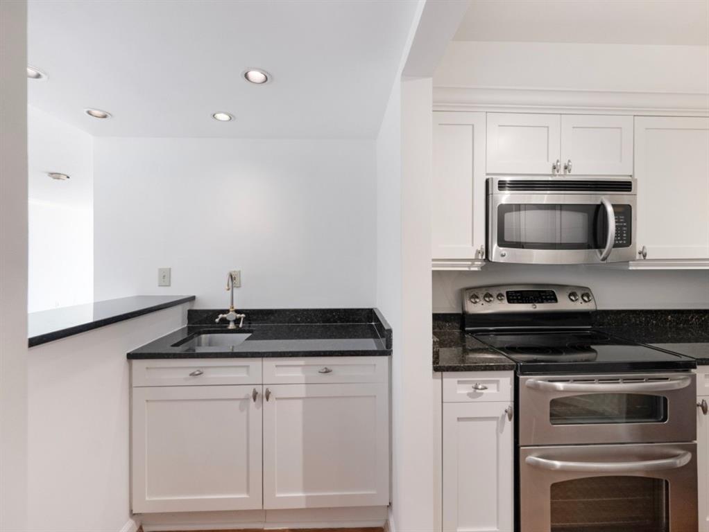 2870 Pharr Court South NW 1405