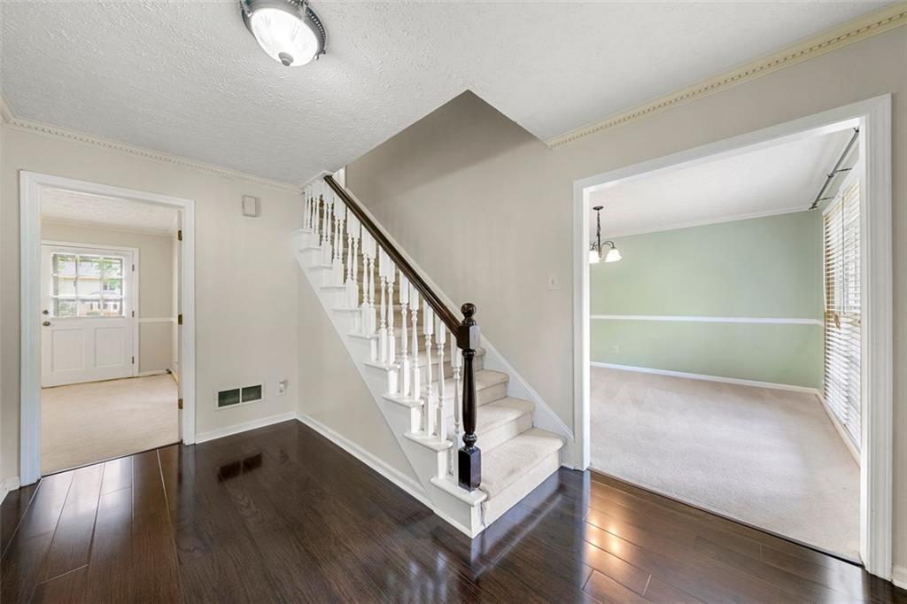 6553 PARKSIDE Way
