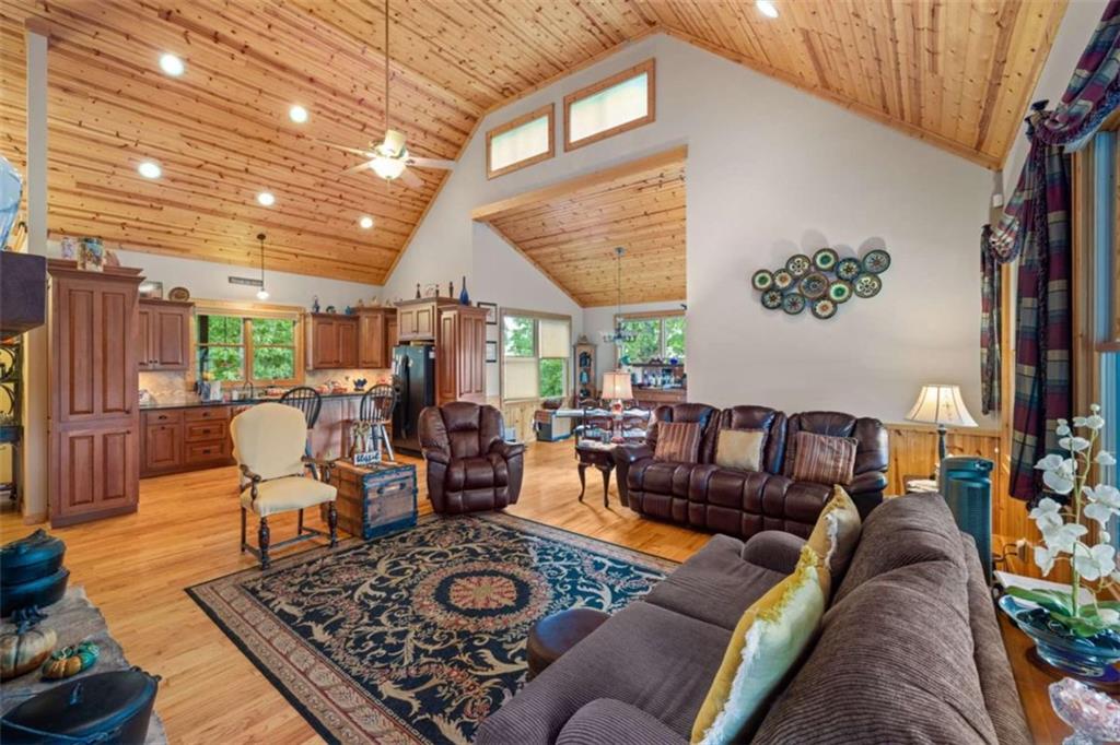 401 Starmont Trail, Clarkesville, Georgia image 7