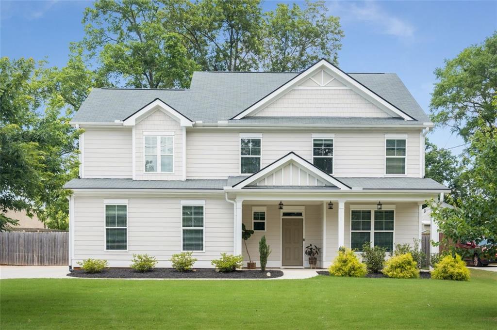 2486 EASTWOOD Drive