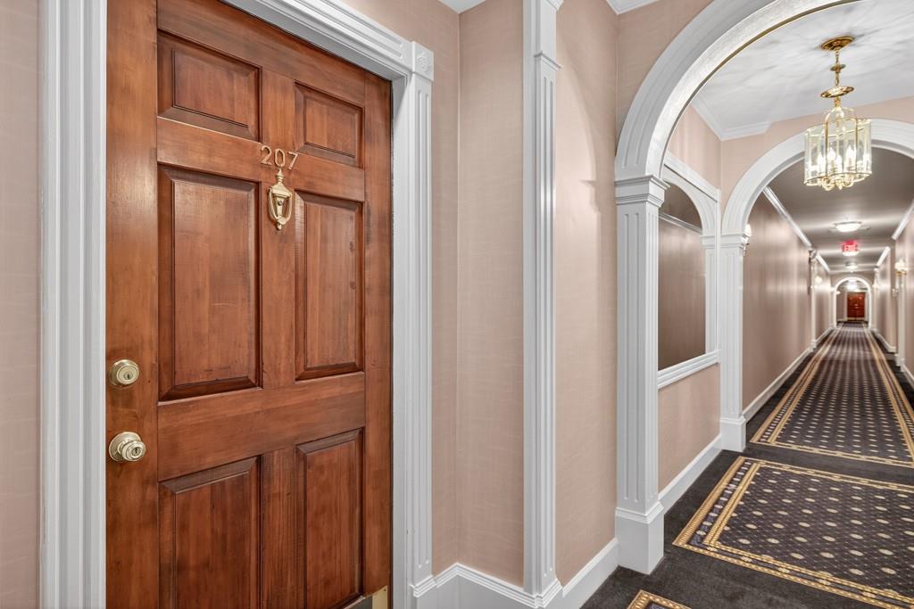 2865 Lenox Road NE 207