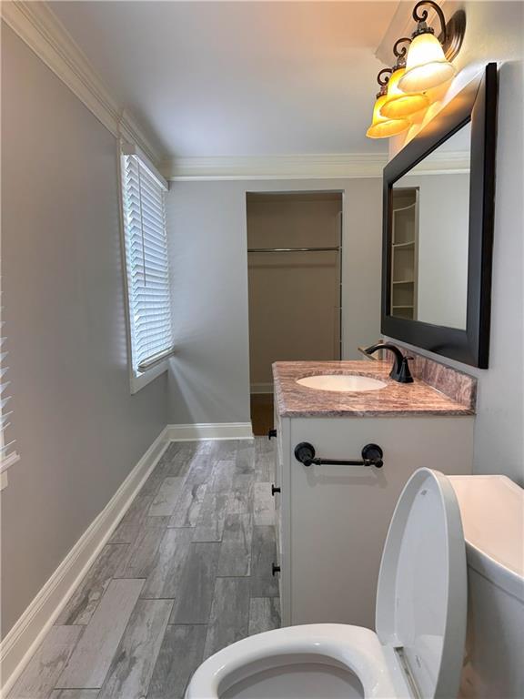1055 Worthington Hills Drive, Roswell, Georgia image 21