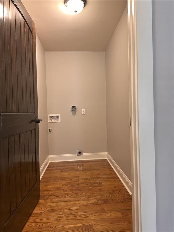 1055 Worthington Hills Drive, Roswell, Georgia image 15