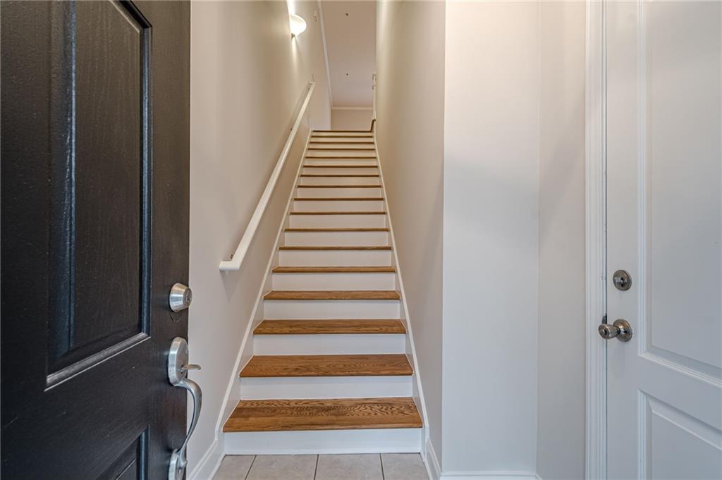 1949 Sterling Oaks Circle NE 13