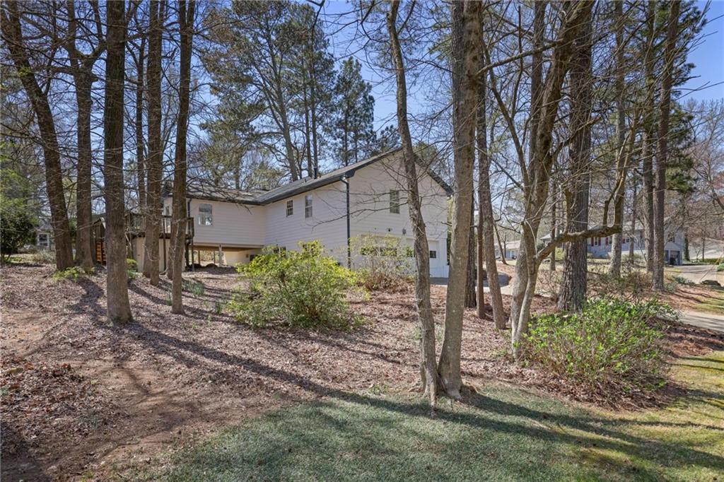 2440 Red Fox Run, Acworth, Georgia image 2