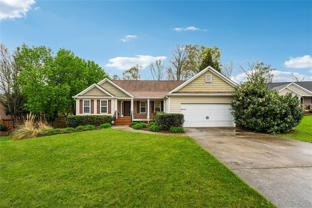 392 Beranda Circle, Douglasville, Georgia image 2