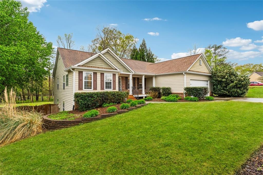 392 Beranda Circle, Douglasville, Georgia image 3