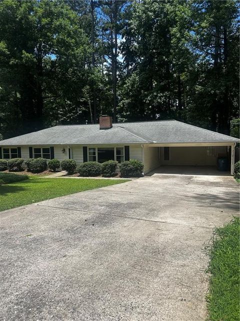 Homes For Rent - 125 Pebble Trail<br/> Alpharetta, GA 30009