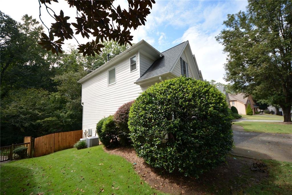 3748 Hickory Manor Drive