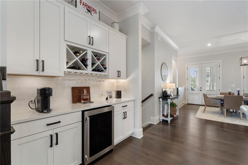 825 Maplewood Drive, Roswell, Georgia image 18