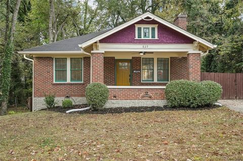 Photo of 829 Rose Circle SW, Atlanta, GA 30310 (MLS # 7674091) Photo of 829 Rose Circle SW, Atlanta, GA 30310 (MLS # 7674091)