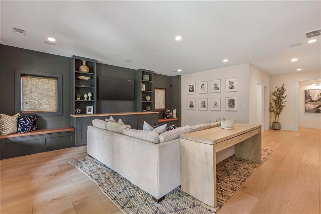 Sexton Woods - Residential