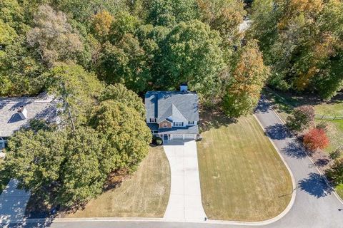 A home in Dawsonville