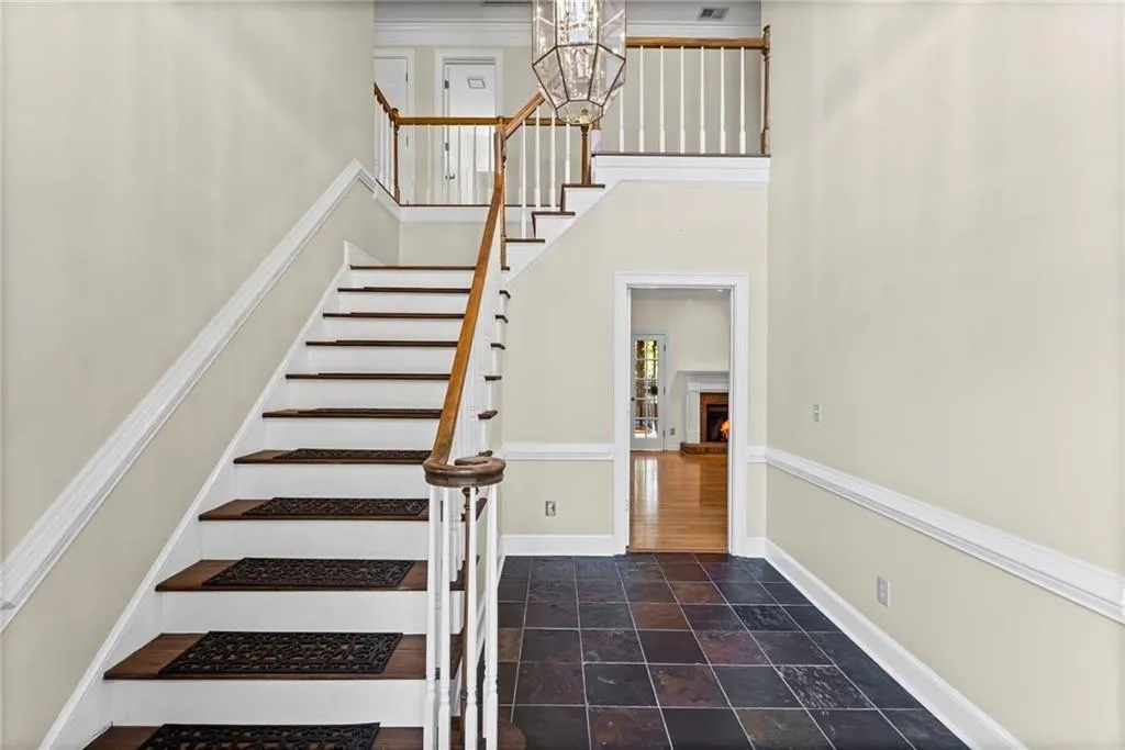 Marietta, Georgia 30062, United States, 5 Bedrooms Bedrooms, ,4 BathroomsBathrooms,Residential,Active,240464