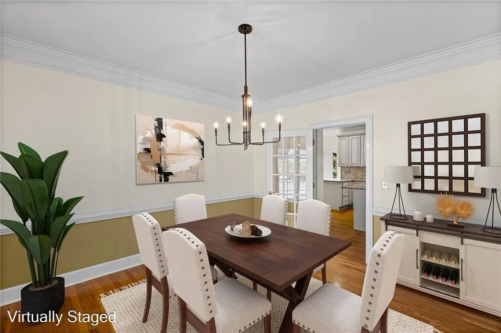 Marietta, Georgia 30062, United States, 5 Bedrooms Bedrooms, ,4 BathroomsBathrooms,Residential,Active,240464