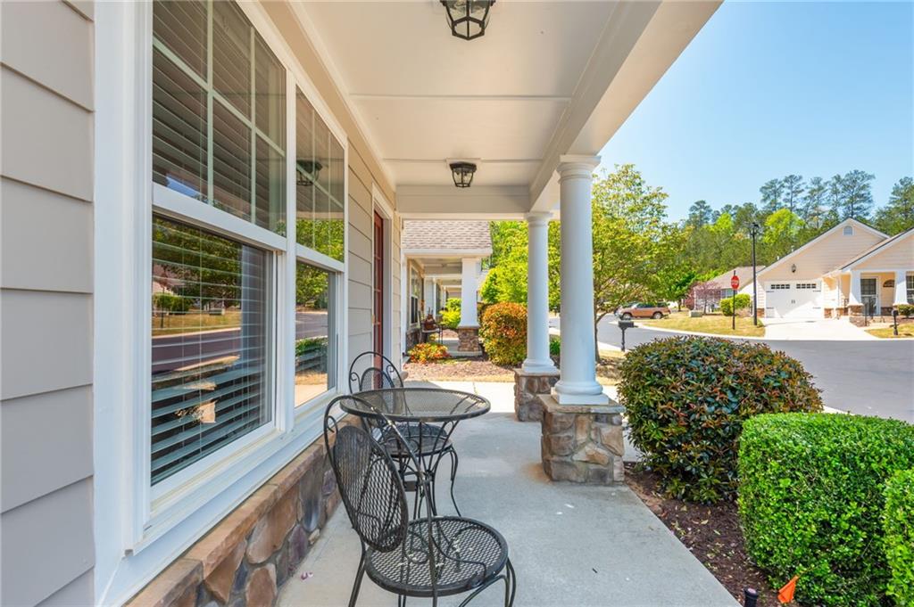 516 Arden Close, Woodstock, Georgia image 4