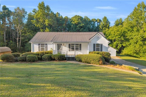 Homes For Sale - 284 Hobson Drive<br/> Pickens County, Jasper, GA 30143