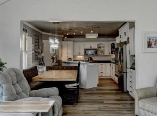 627 Rock Springs Road