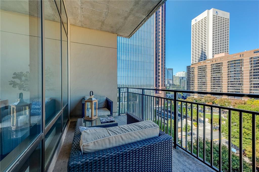 565 Peachtree Street NE 1101