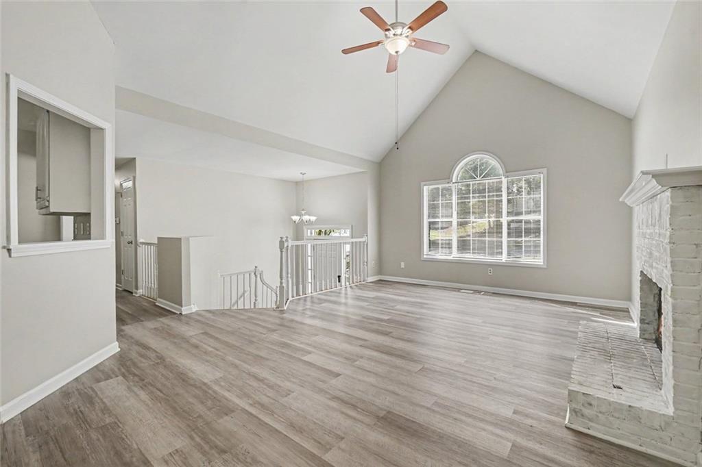 4041 Evelyn Drive