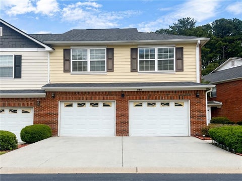 Townhouse For Sale - 988 Treymont Way<br/> Lawrenceville, GA 30045