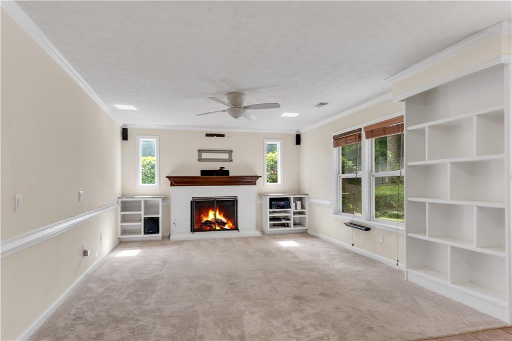 Wallace Woods - Residential Lease