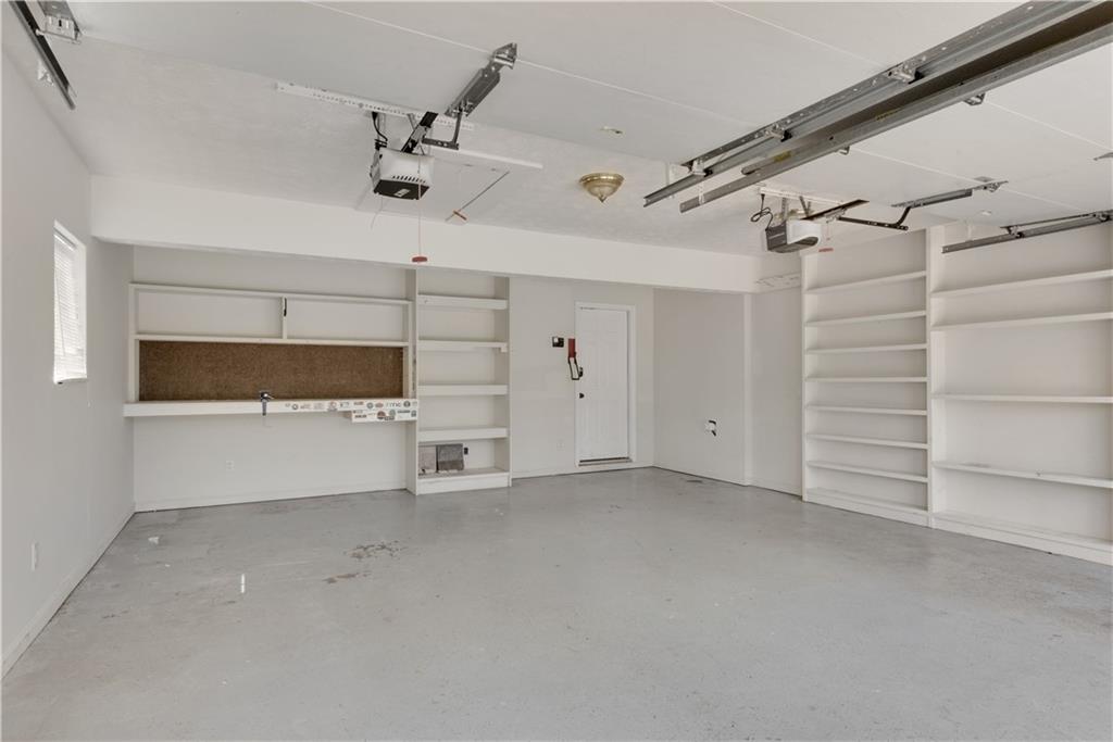 Wallace Woods - Residential Lease