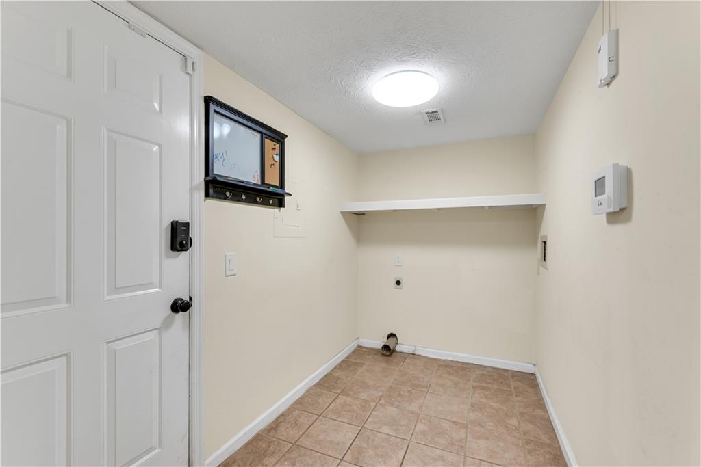 Wallace Woods - Residential Lease