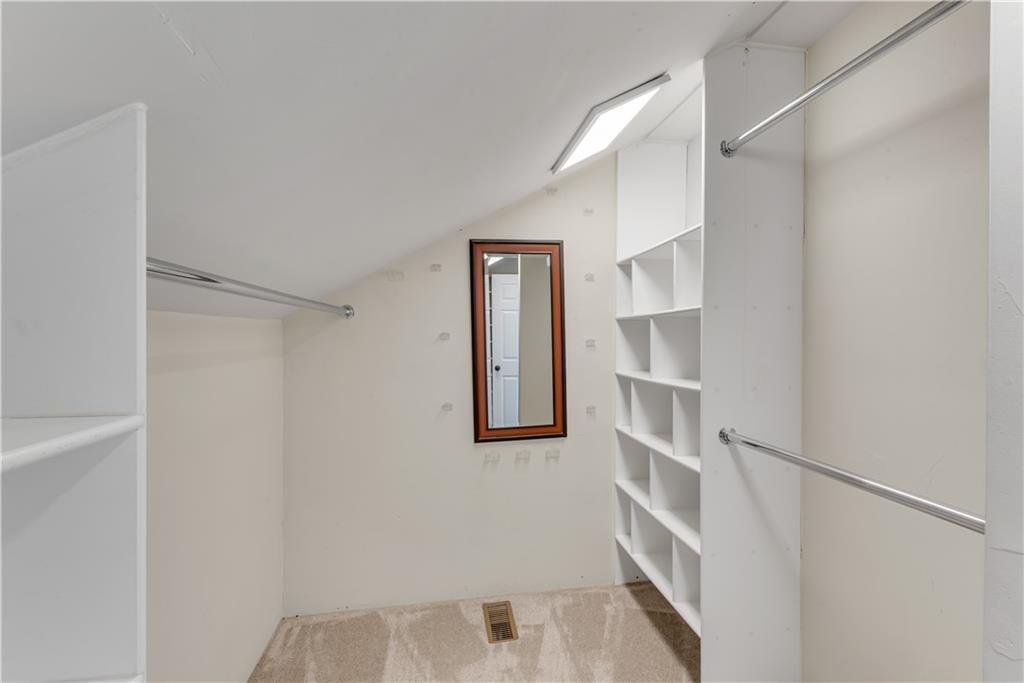 Wallace Woods - Residential Lease