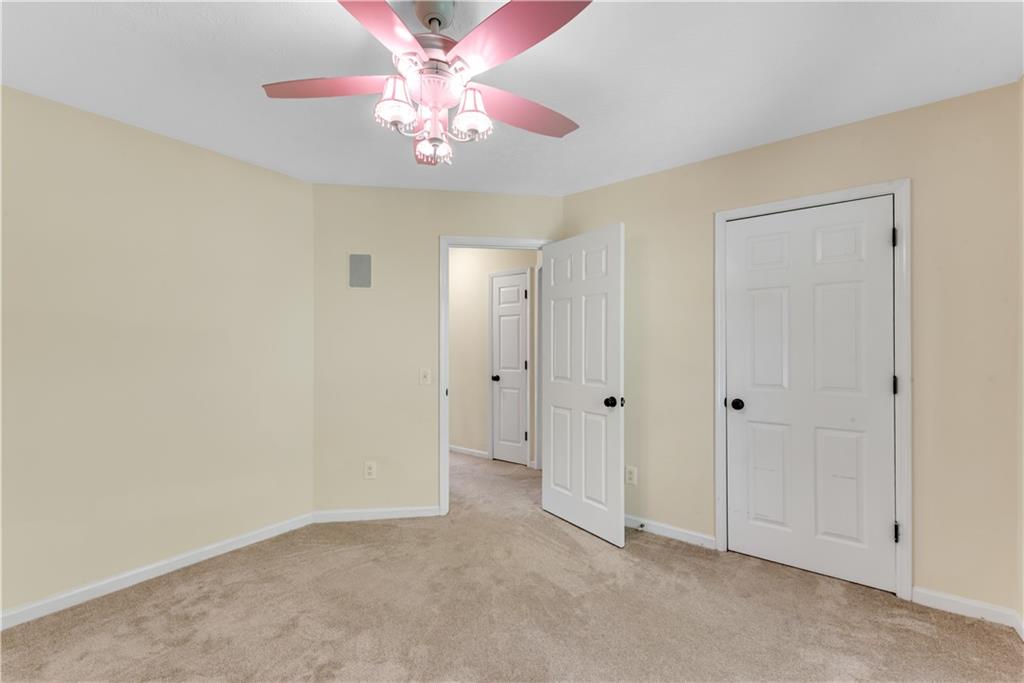 Wallace Woods - Residential Lease