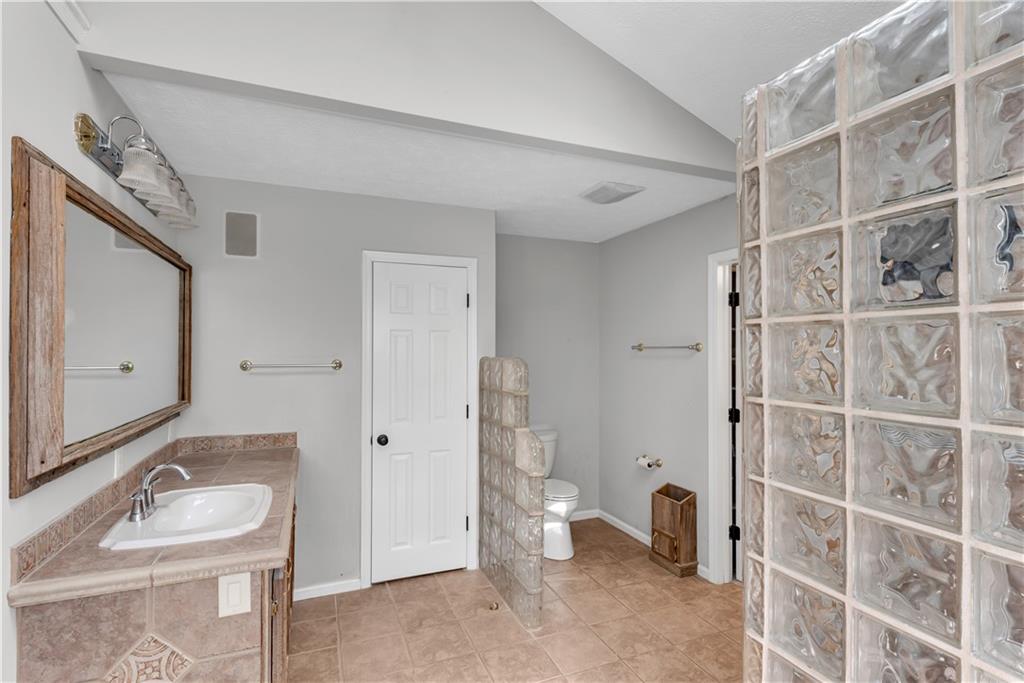 Wallace Woods - Residential Lease