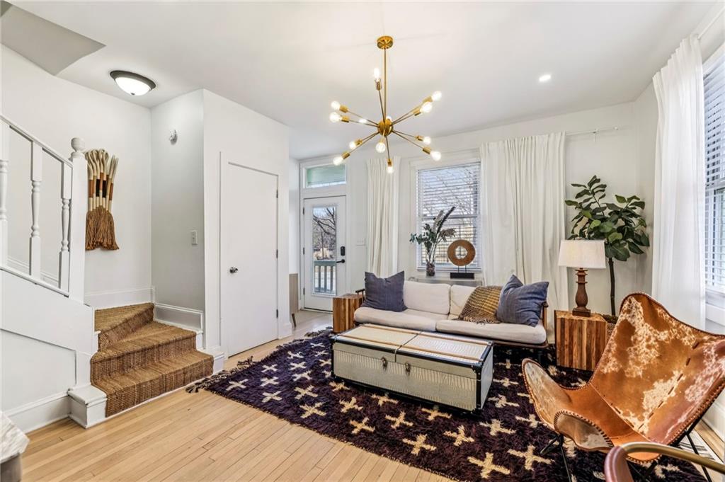 196 Reinhardt Street