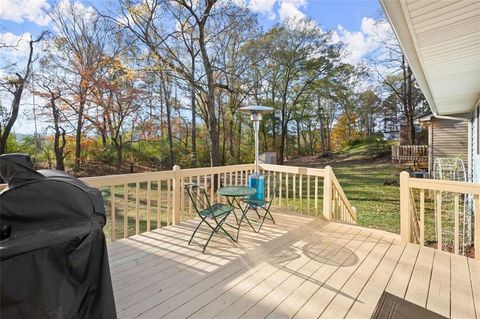 A home in Dawsonville