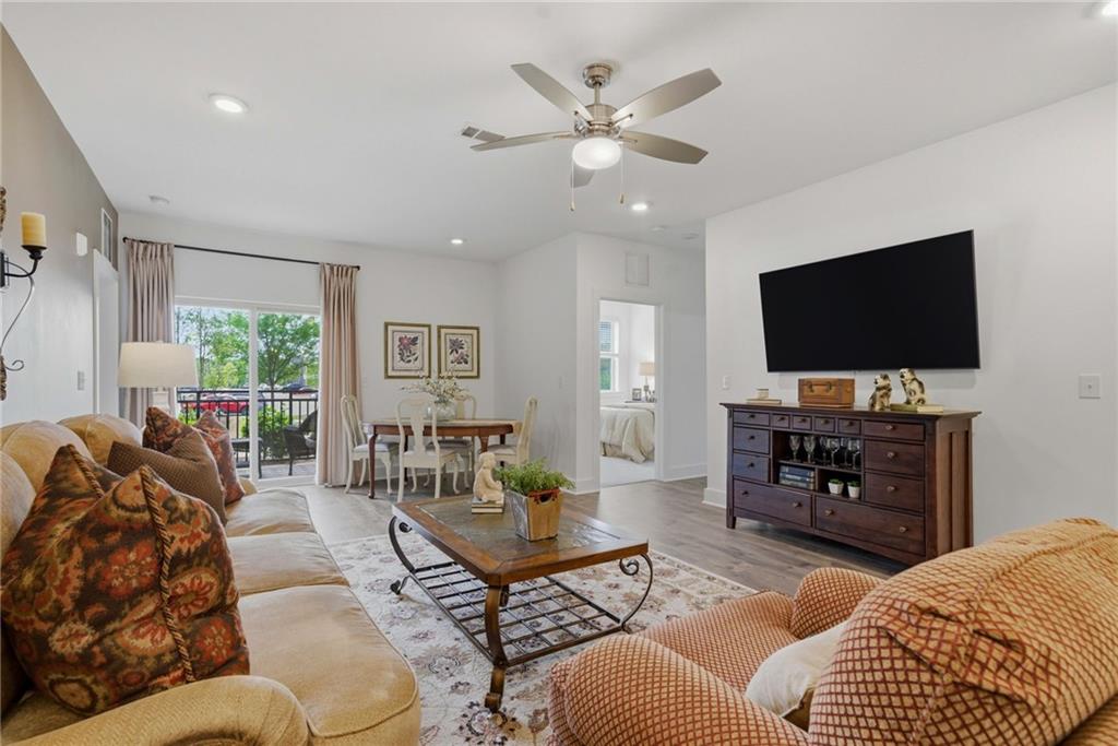 3321 Orwell Way 3104