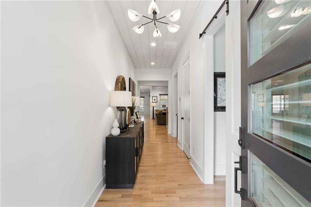 99 Candler Road SE