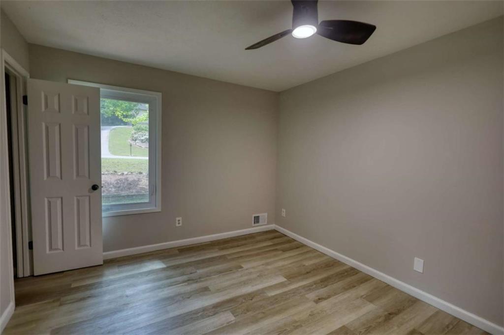 3312 Crossing Drive, Snellville, Georgia image 32