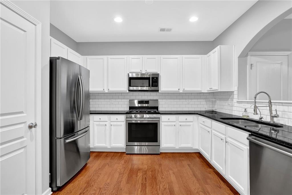 6330 Elmshorn Way, Alpharetta, Georgia image 5