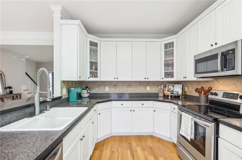 Homes For Sale - 49 High Point Circle<br/> Newnan, GA 30265