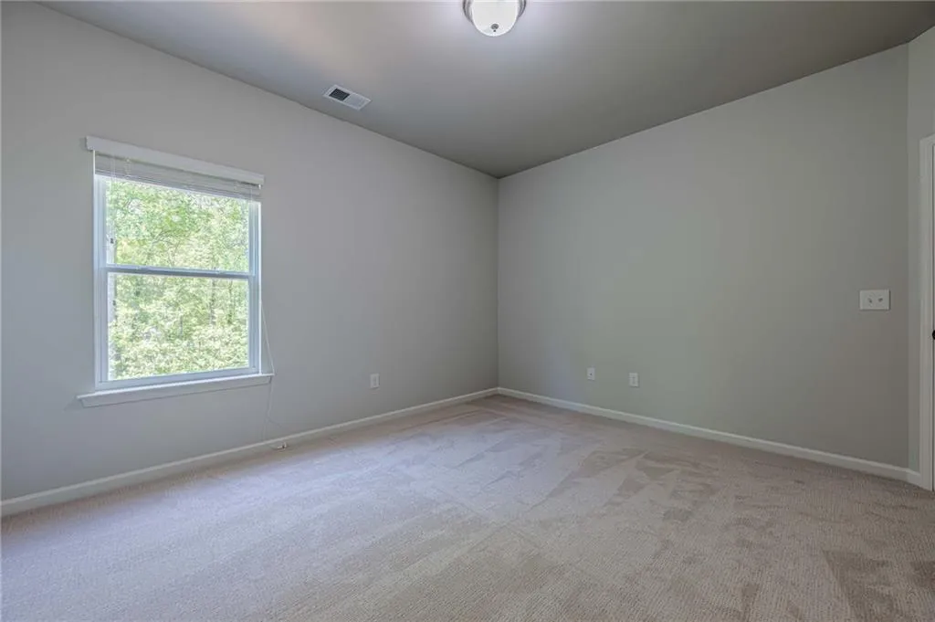 Canton, Georgia 30115, United States, 6 Bedrooms Bedrooms, ,4 BathroomsBathrooms,Residential,Active,116894