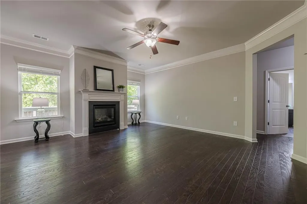 Canton, Georgia 30115, United States, 6 Bedrooms Bedrooms, ,4 BathroomsBathrooms,Residential,Active,116894