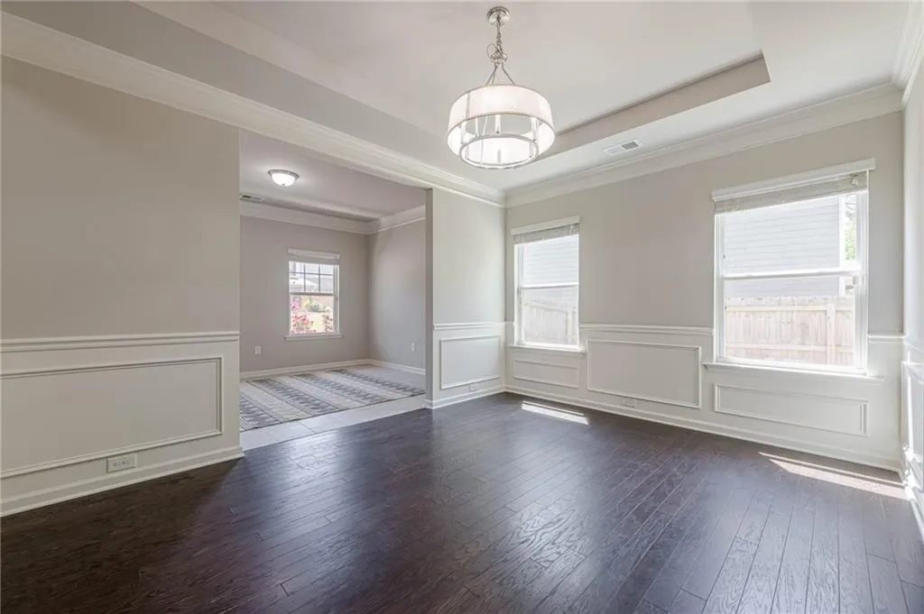 Canton, Georgia 30115, United States, 6 Bedrooms Bedrooms, ,4 BathroomsBathrooms,Residential,Active,116894