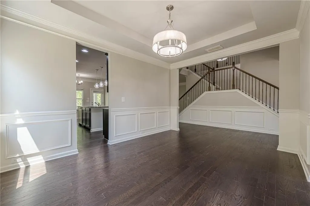 Canton, Georgia 30115, United States, 6 Bedrooms Bedrooms, ,4 BathroomsBathrooms,Residential,Active,116894