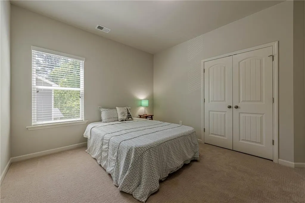 Canton, Georgia 30115, United States, 6 Bedrooms Bedrooms, ,4 BathroomsBathrooms,Residential,Active,116894