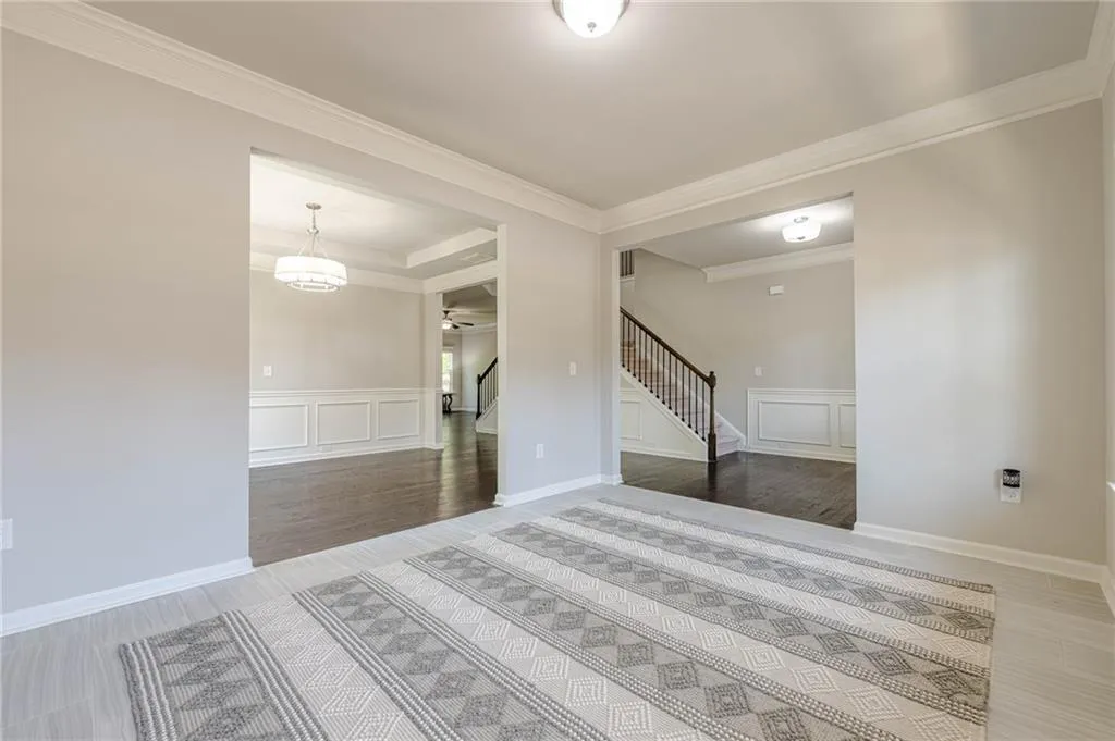 Canton, Georgia 30115, United States, 6 Bedrooms Bedrooms, ,4 BathroomsBathrooms,Residential,Active,116894