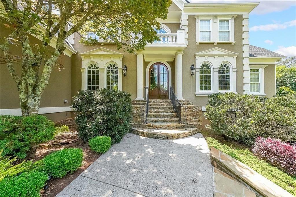 3915 Merriweather Woods