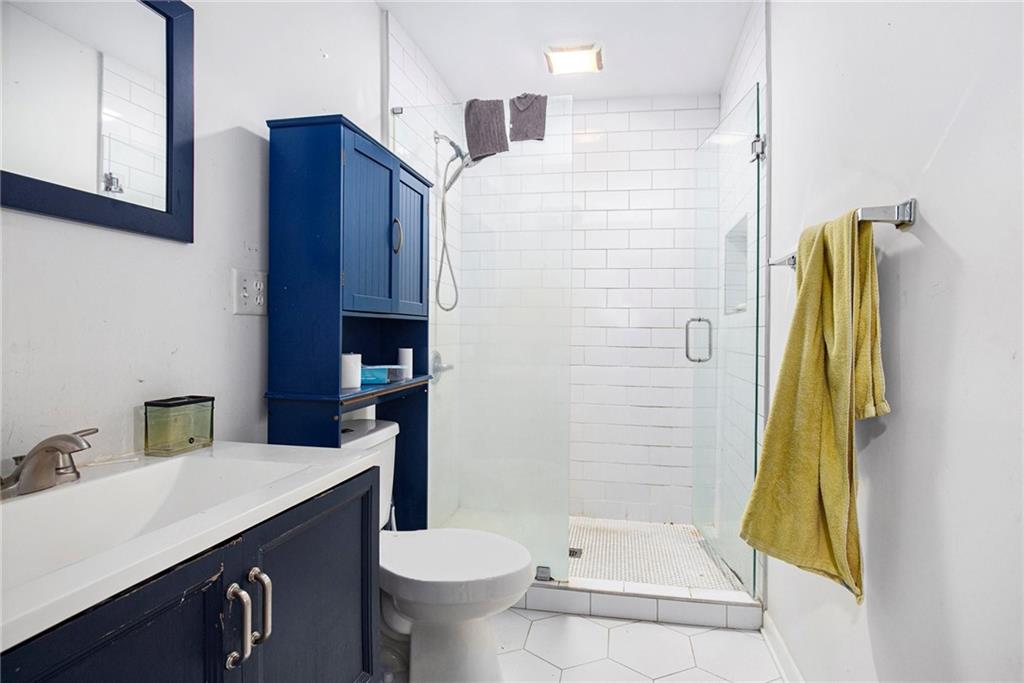 2210 Rhinehill Road, Atlanta, Georgia image 7