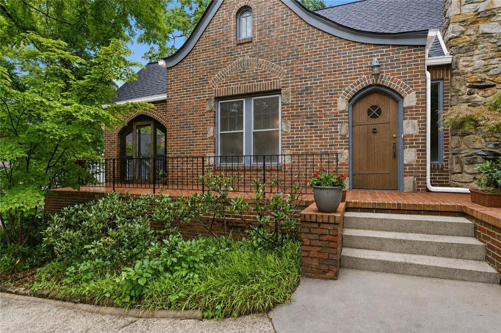 1431 Cornell Road NE